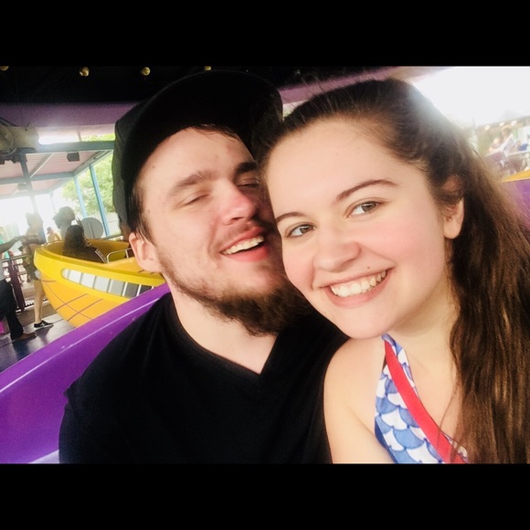 ☺️💞Meet Selena19 📦📬 - Picture 3 of 16